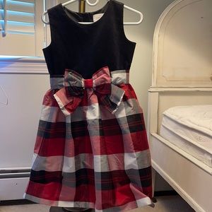 Girls size 14 Holiday dress!